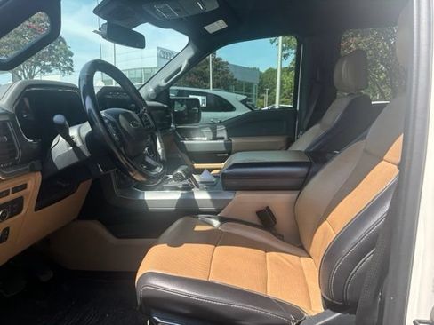 Used 2021 Ford F150 Lariat AWD/4WD image 4