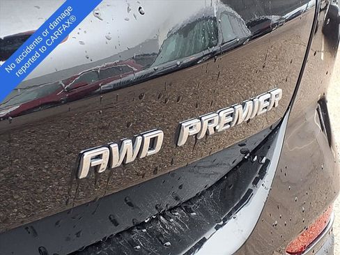 Used 2023 Chevrolet Equinox Premier image 10