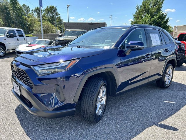 Used 2025 Toyota RAV4 XLE FWD image 31