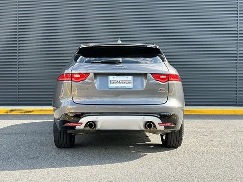 Used 2018 Jaguar F-PACE S AWD/4WD image 17