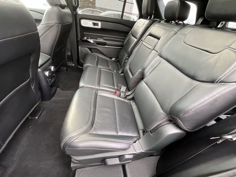 Used 2021 Ford Explorer ST w/ ST Street Pack image 32
