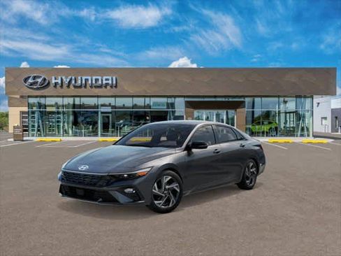 New 2025 Hyundai Elantra Sport image 2