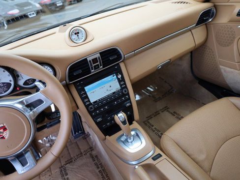 Used 2011 Porsche 911 Carrera 4S image 30