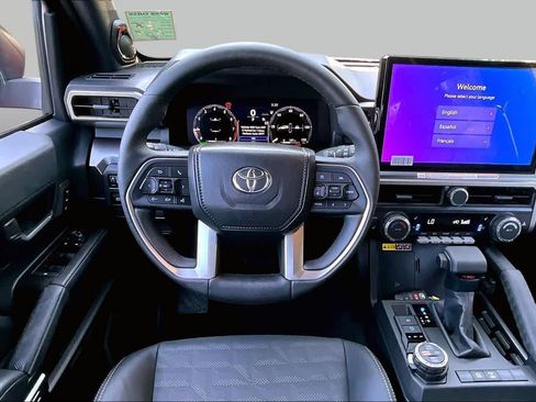 Certified 2026 Toyota 4Runner TRD Off-Road Premium AWD/4WD image 6