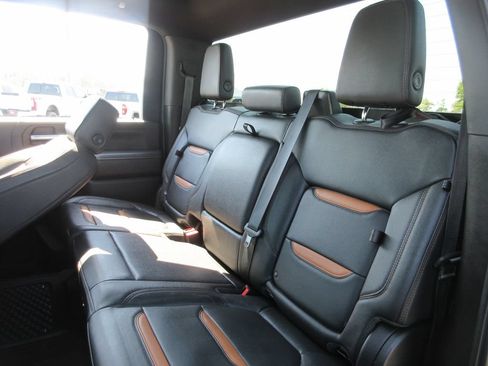 Used 2022 GMC Sierra 2500 AT4 w/ Gooseneck/5TH Wheel Package AWD/4WD image 21