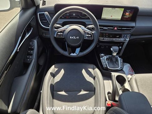 New 2026 Kia Seltos EX image 14