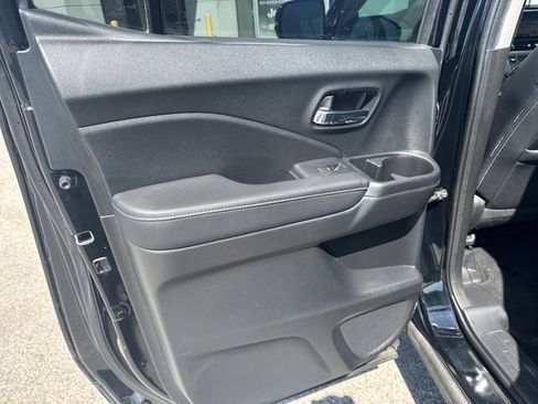 Used 2023 Honda Ridgeline RTL-E image 36