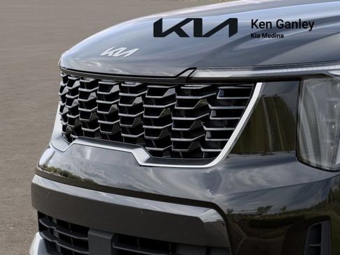 New 2026 Kia Sorento S FWD image 12