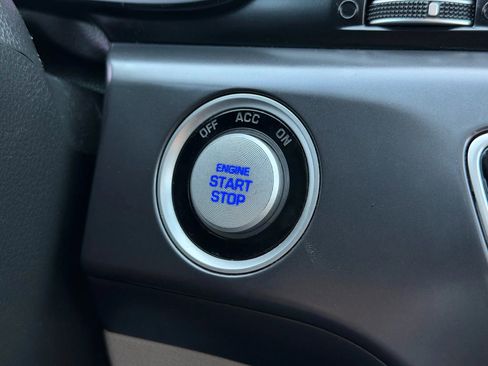 Used 2018 Hyundai Sonata Limited image 34