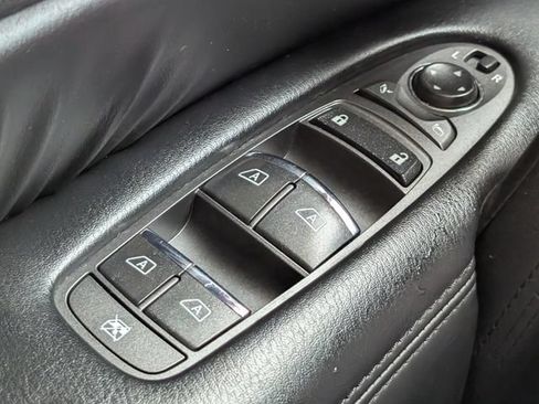 Used 2021 Nissan Armada SL w/ Captain's Chairs Package RWD image 27