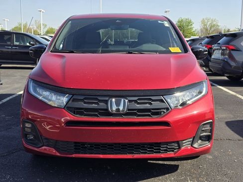 Used 2026 Honda Odyssey Sport-L image 2