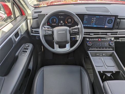 Used 2025 Hyundai Santa Fe SEL image 16