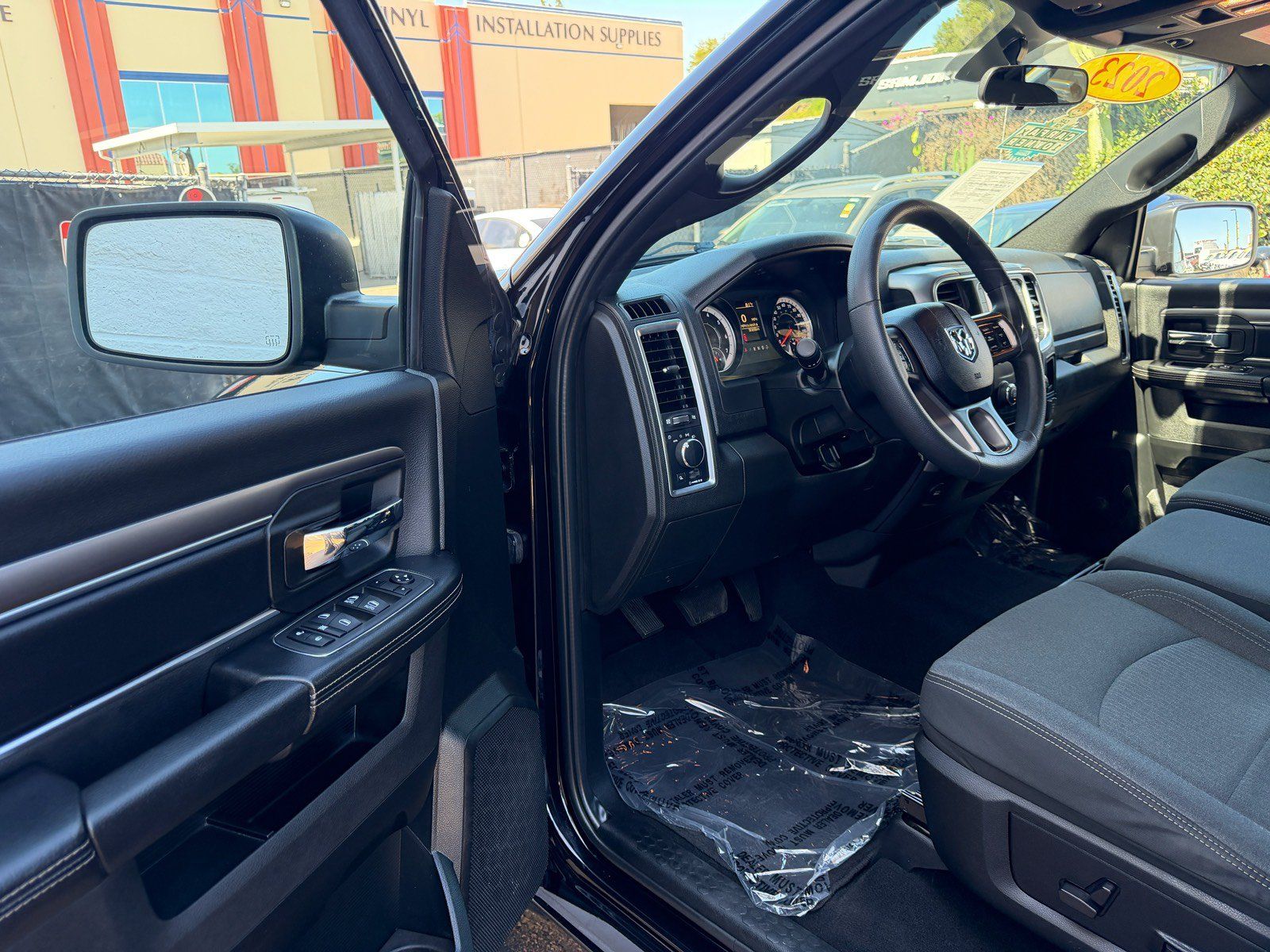 Used 2023 RAM 1500 Warlock AWD/4WD image 17