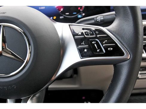 Used 2025 Mercedes-Benz GLA 250 4MATIC image 14