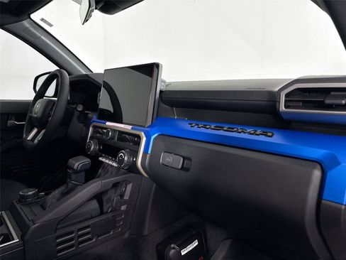 Certified 2024 Toyota Tacoma TRD Sport AWD/4WD image 38