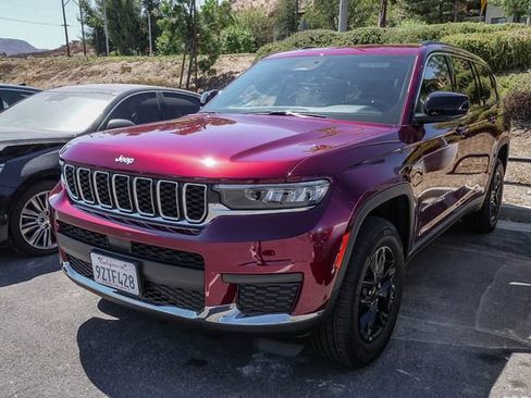 Used 2026 Jeep Grand Cherokee L Laredo RWD image 6