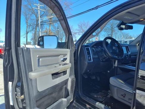 Used 2014 RAM 3500 SLT w/ Luxury Group image 11