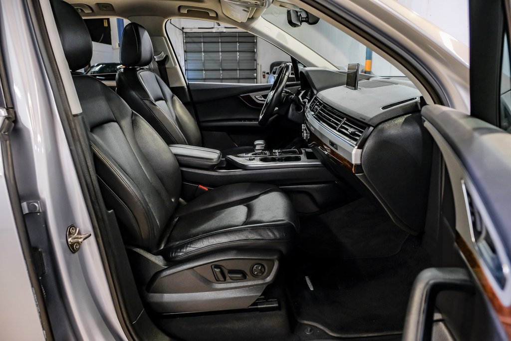 Used 2018 Audi Q7 2.0T Premium Plus AWD/4WD image 41