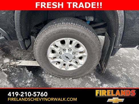 Used 2024 Chevrolet Silverado 3500 LTZ w/ Snow Plow Prep/Camper Package image 19