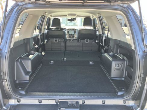Used 2020 Toyota 4Runner SR5 Premium image 28