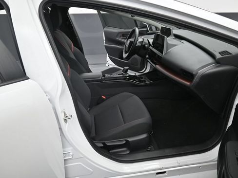 Certified 2024 Toyota Prius Prime FWD image 30