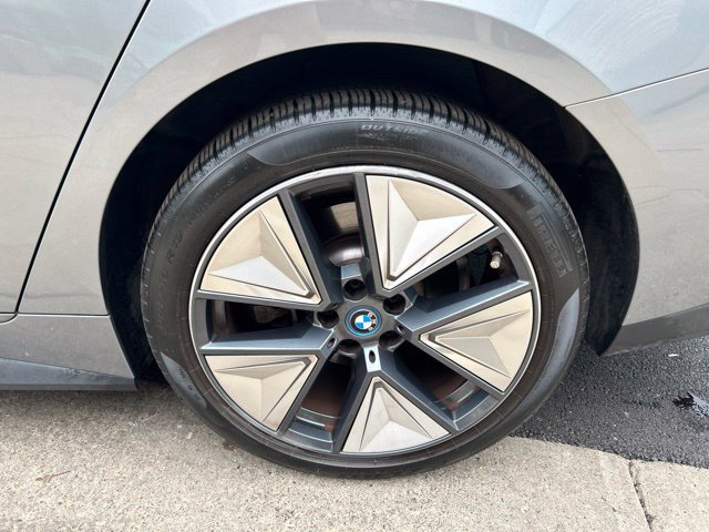 Used 2023 BMW i4 eDrive40 RWD image 36