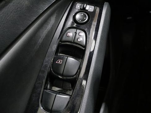 Used 2023 Nissan Altima 2.5 SV image 12