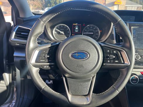 Used 2017 Subaru Impreza 2.0i Limited AWD/4WD image 7