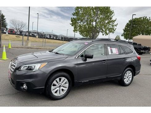 Used 2015 Subaru Outback 2.5i Premium AWD/4WD image 1