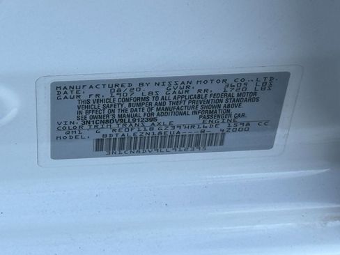 Used 2020 Nissan Versa S image 39