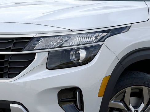 New 2026 Kia Seltos LX AWD/4WD image 10