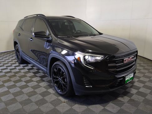 Used 2019 GMC Terrain SLE w/ Driver Convenience Package FWD image 14