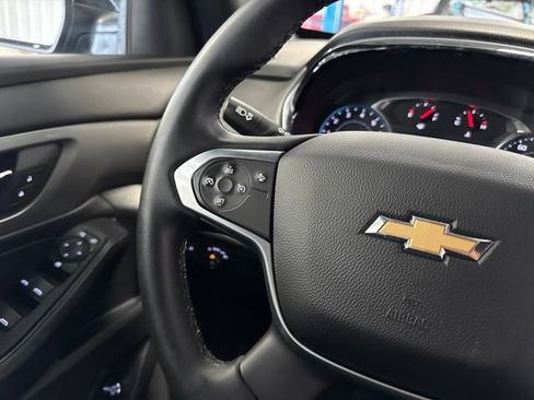 Used 2023 Chevrolet Traverse LT AWD/4WD image 26