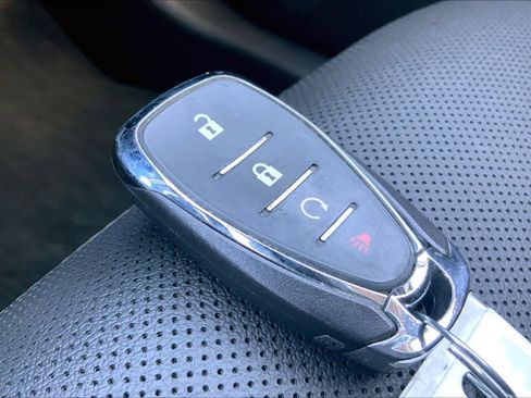 Used 2025 Chevrolet Trax ACTIV w/ Driver Confidence Package image 15