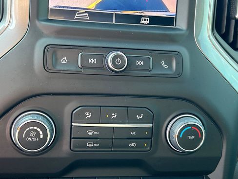 Used 2025 Chevrolet Silverado 1500 Custom w/ LPO, Dark Essentials Package AWD/4WD image 21