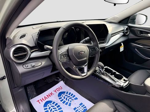 New 2026 Chevrolet Trax ACTIV w/ Driver Confidence Package image 9