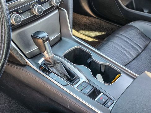 Used 2022 Honda Accord Sport Special Edition image 21