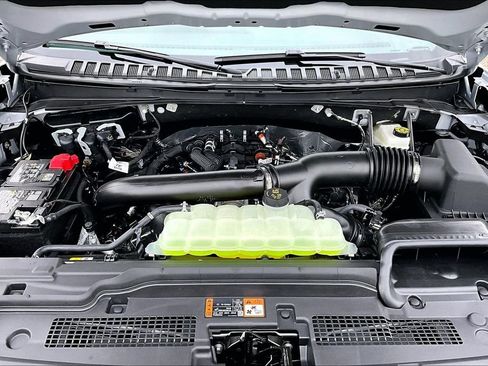 New 2026 Ford Expedition Platinum AWD/4WD image 13