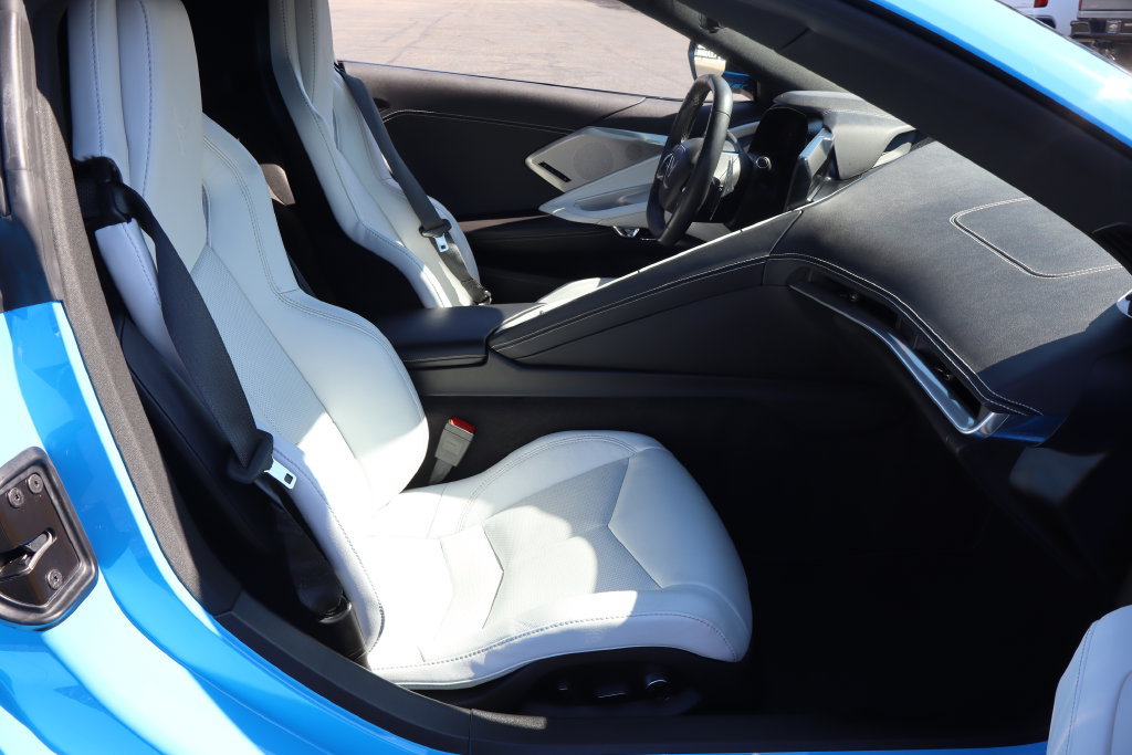 Used 2024 Chevrolet Corvette Stingray Preferred Cpe RWD image 27