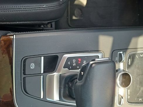 Used 2019 Audi Q5 2.0T Premium Plus AWD/4WD image 26