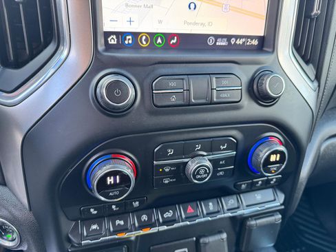 Used 2020 Chevrolet Silverado 1500 LTZ w/ LTZ Premium Package image 36