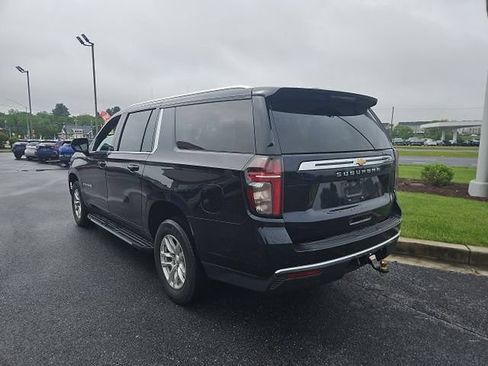 Used 2023 Chevrolet Suburban LS w/ Driver Alert Package AWD/4WD image 2