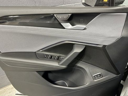 New 2026 Volkswagen Tiguan SE R-Line image 29