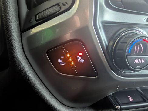 Used 2017 Chevrolet Silverado 2500 LT w/ LT Convenience Package image 21