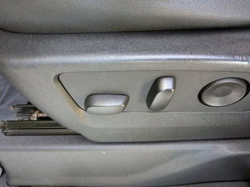 Used 2024 Chevrolet Silverado 2500 LTZ w/ LTZ Convenience Package image 20