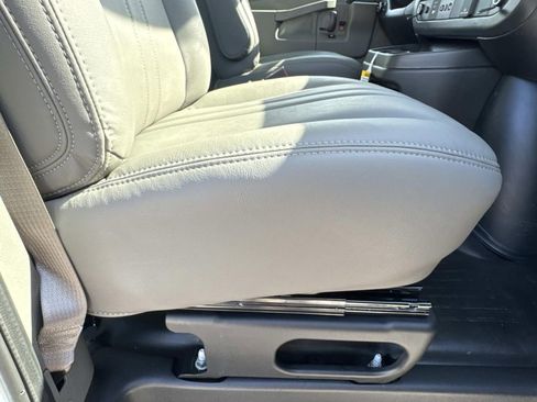 New 2025 Chevrolet Express 2500 w/ Enhanced Convenience Package image 13