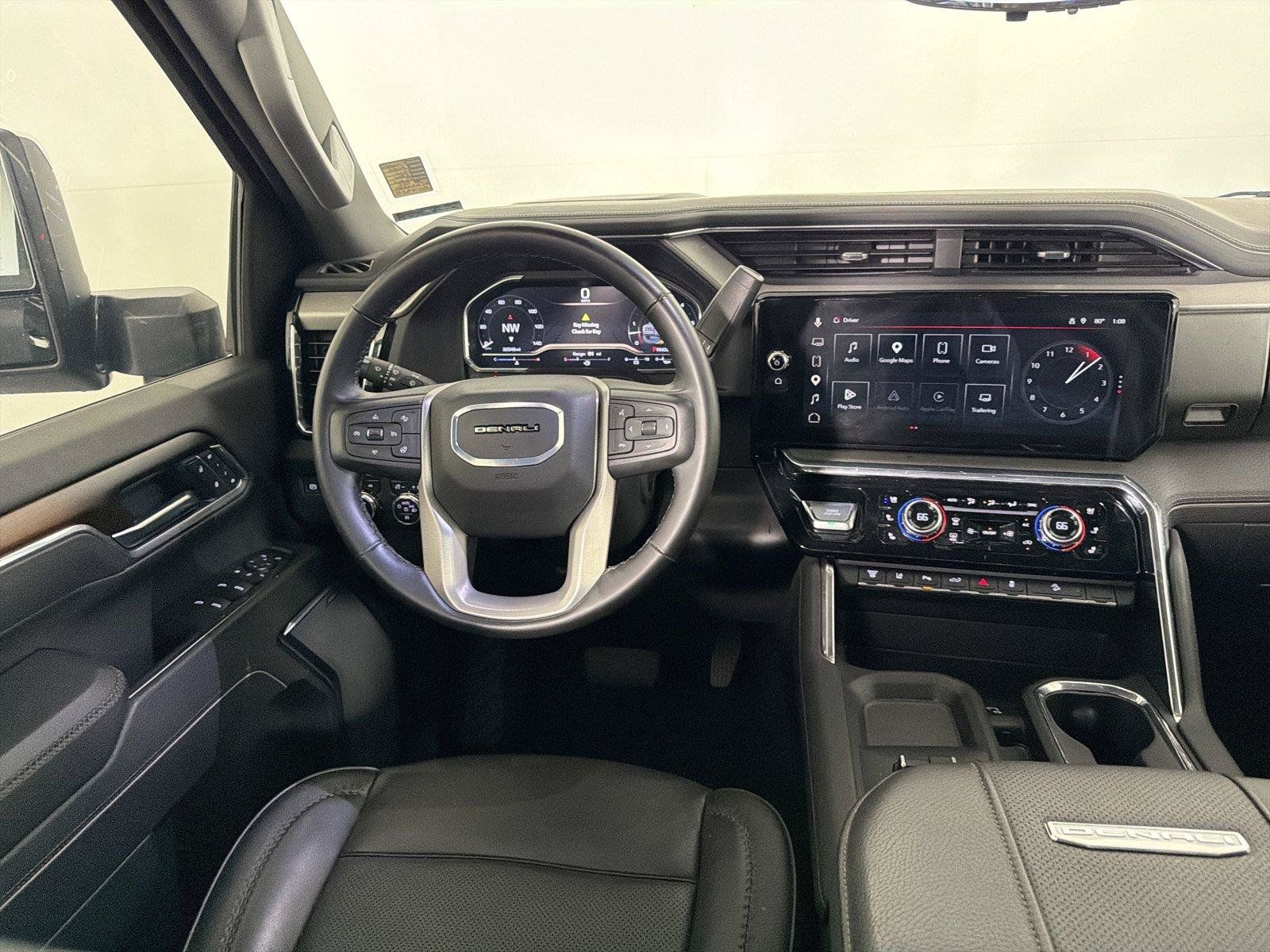 Used 2025 GMC Sierra 2500 Denali w/ Denali Reserve Package AWD/4WD image 24