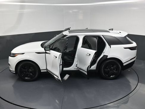 Used 2026 Land Rover Range Rover Velar S AWD/4WD image 27