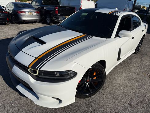 Used 2022 Dodge Charger GT w/ Plus Group image 2