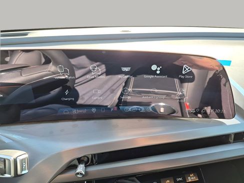 New 2026 Cadillac Vistiq Luxury AWD/4WD image 39